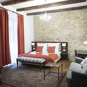 Aparthotel Golebia 8