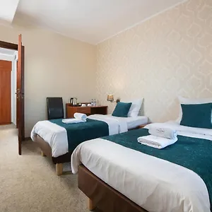 Aparthotel Globus